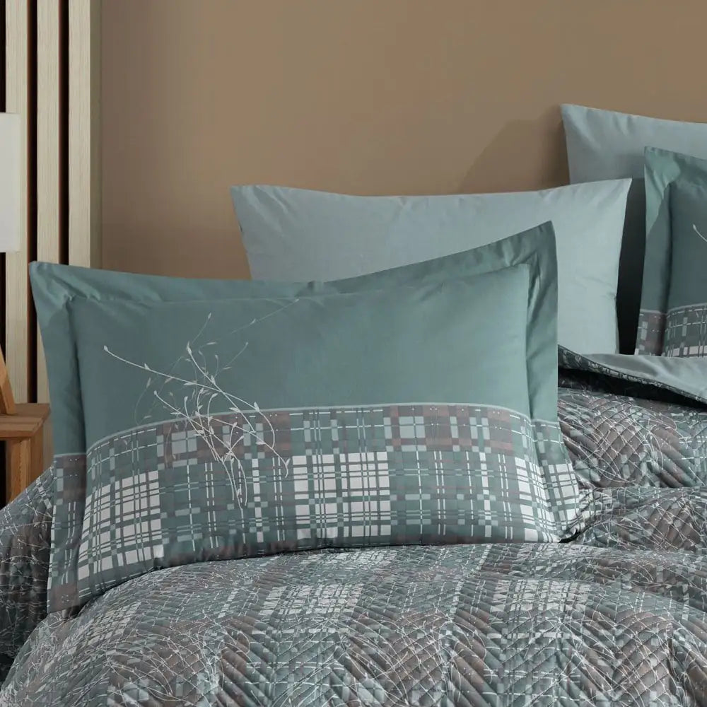 Lucia Green Cotton Quilted Duvet Set
