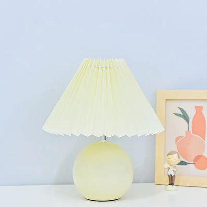 Chic Compact Ceramic Lamp