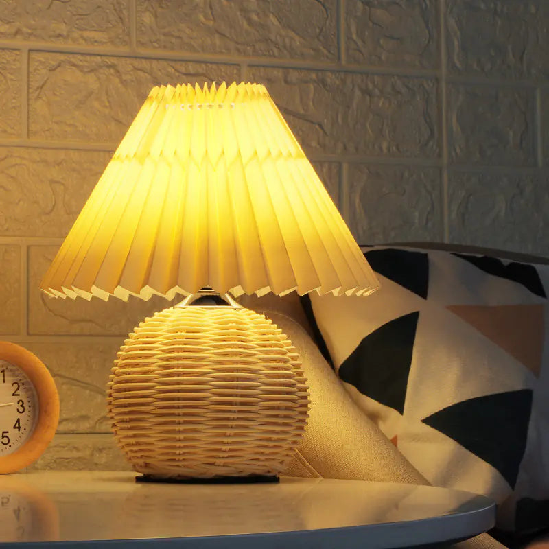 Scandinavian Pleated Bedroom Lamp with LED