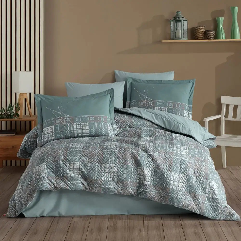 Lucia Green Cotton Quilted Duvet Set
