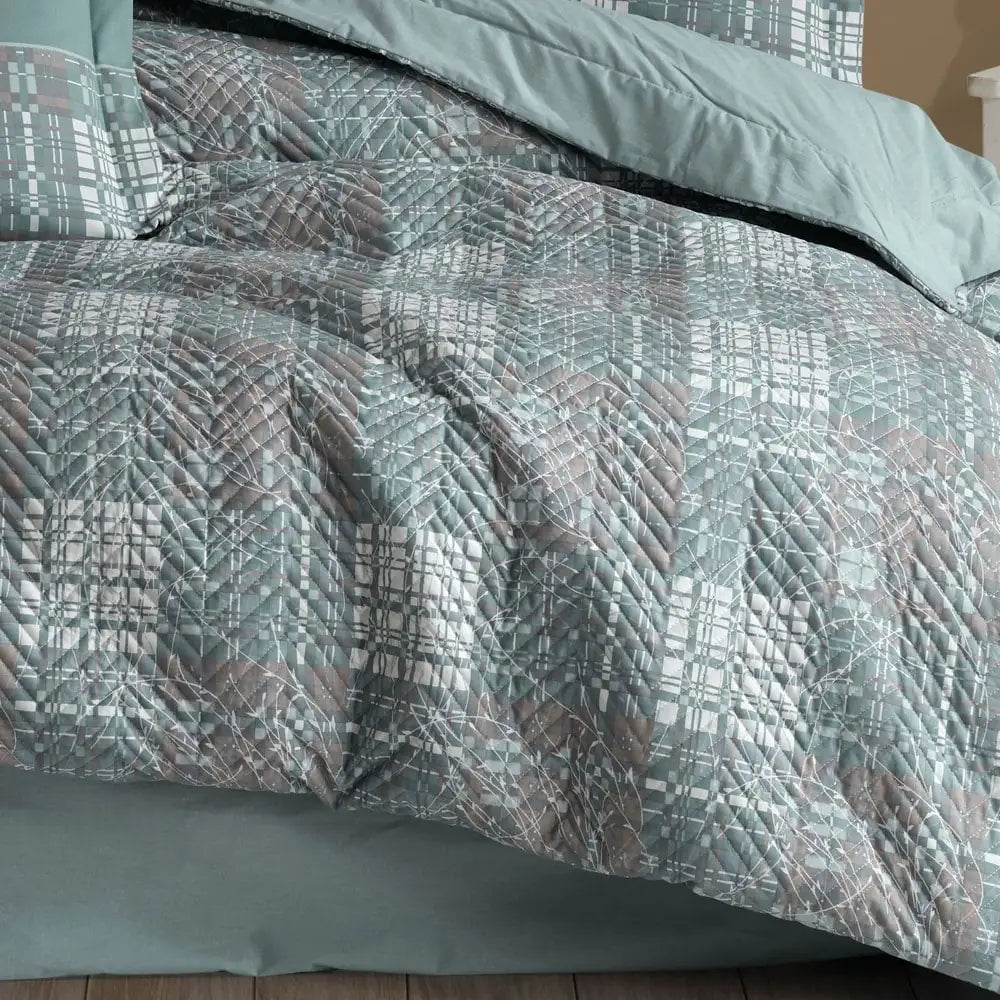 Lucia Green Cotton Quilted Duvet Set